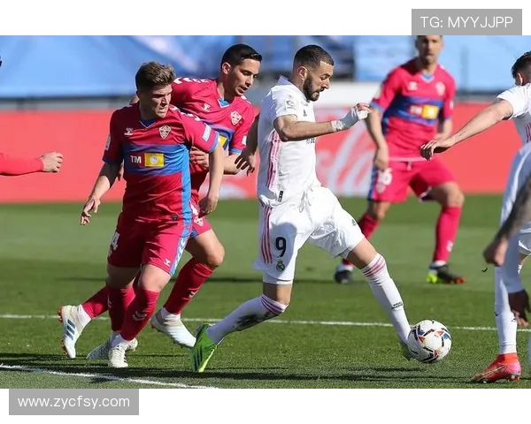 足球比赛中的精准传球与控球技巧